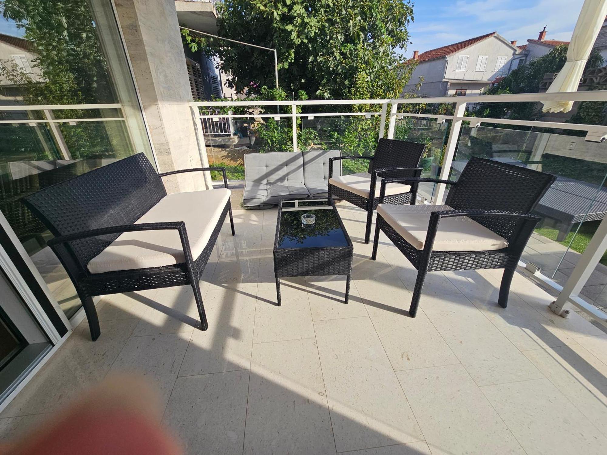 Vila Regina Apartment Rex With Swimming Pool Jezera Bagian luar foto