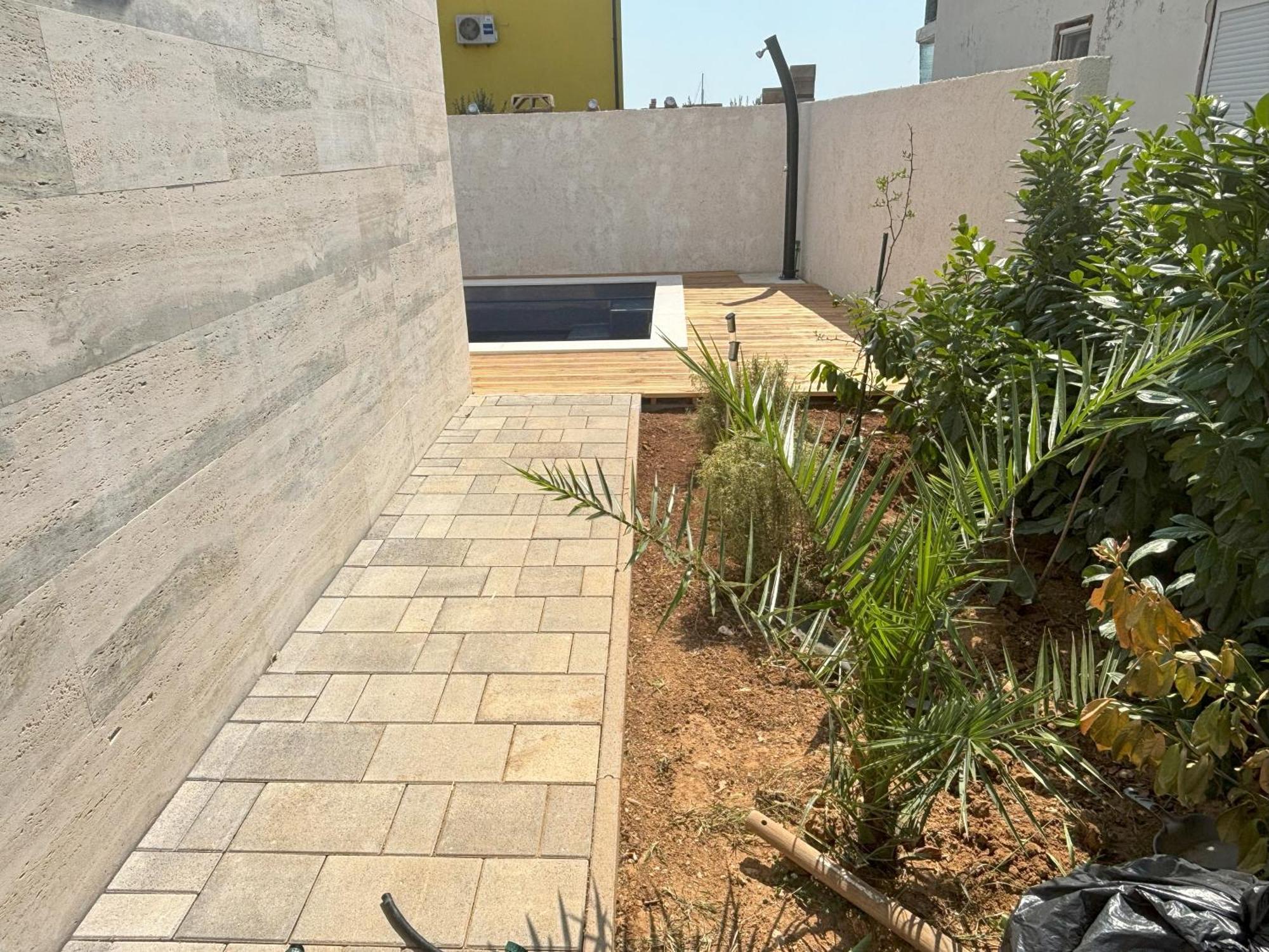 Vila Regina Apartment Rex With Swimming Pool Jezera Bagian luar foto